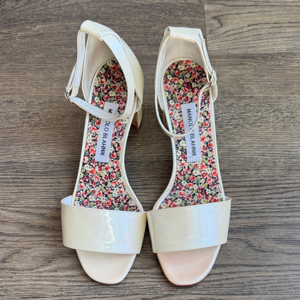Manolo Blahnik Cream Patent Leather Ankle Strap Sandals with Floral Insole